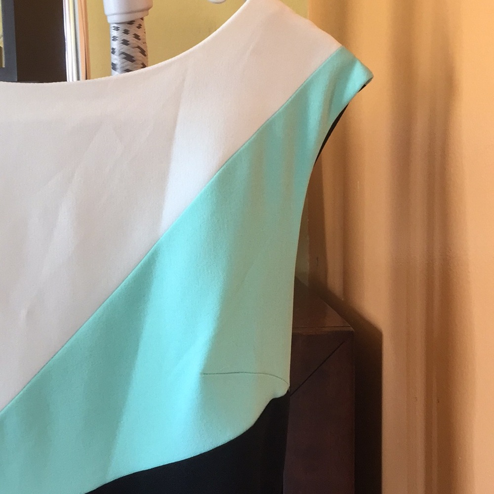 ⭐️ Established 1962. Dress. - Picture 4 of 6